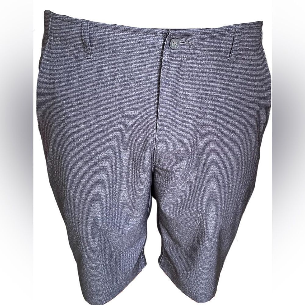 Pebble Beach Men's Black and Gray Shorts